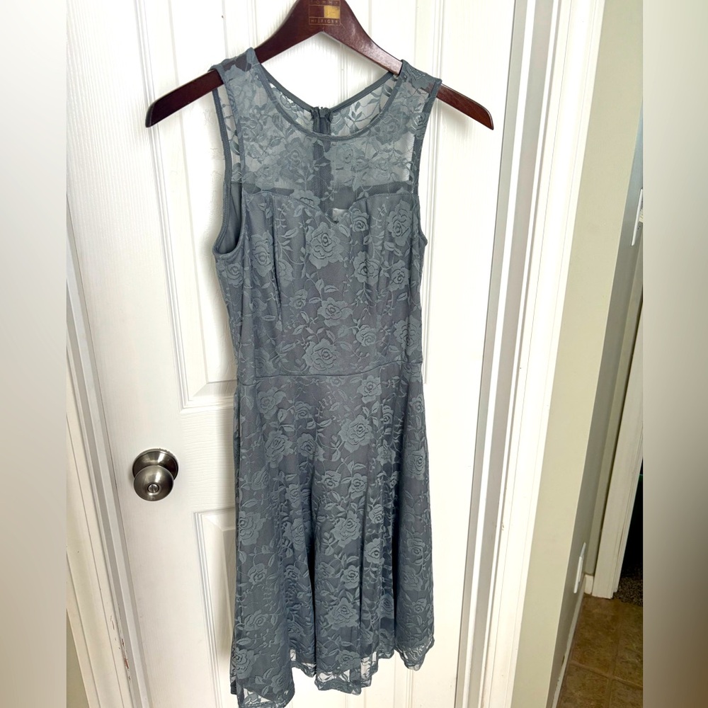 Gray Dressystar lace cocktail dress